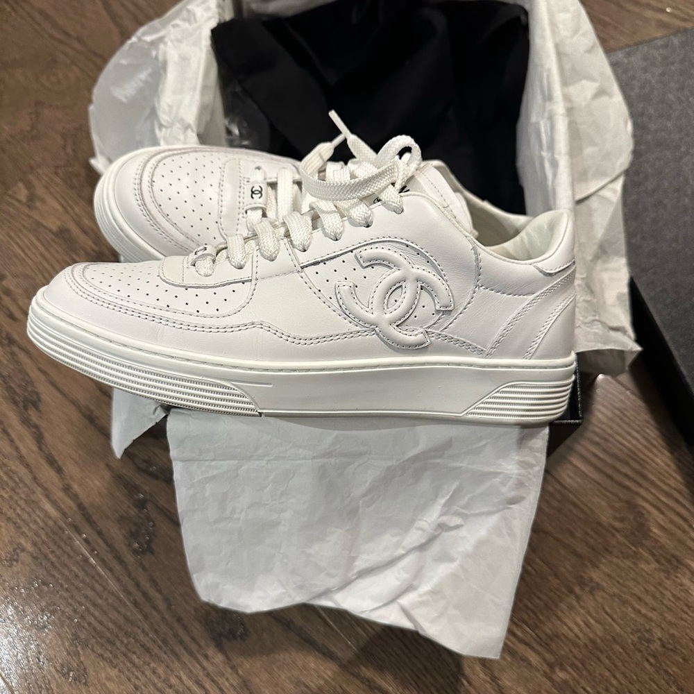Chanel 23A AF classic white sneakers 37
